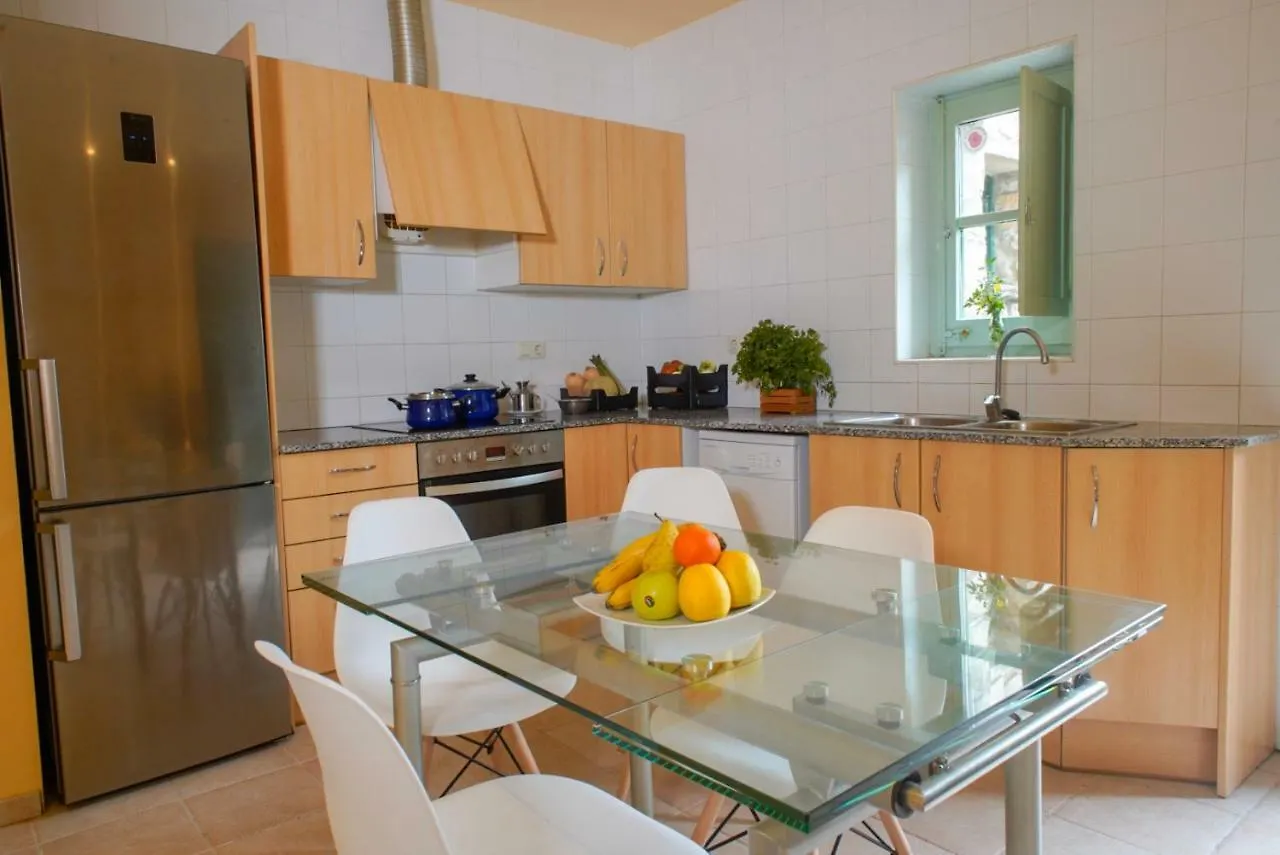 La Rectoria D'Albanya Hostel